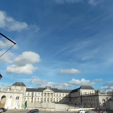 La Vue De Chateau Holiday home Commercy